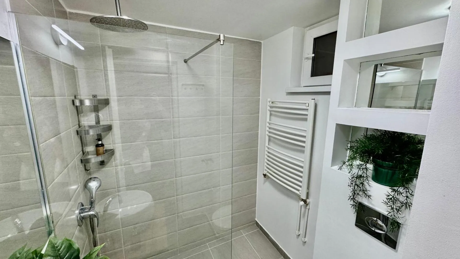 Metropole Apartments Romana Square Bukarest