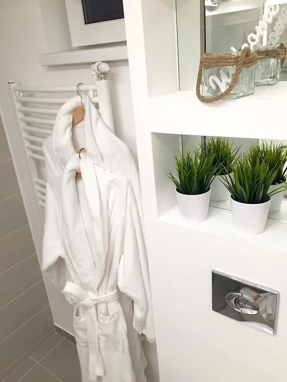 Metropole Apartments Romana Square Бухарест Румыния
